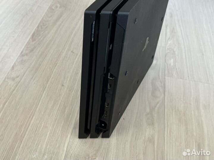 Sony PS4 Pro 2tb