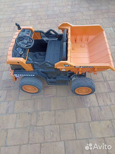 Детский электромобиль бу