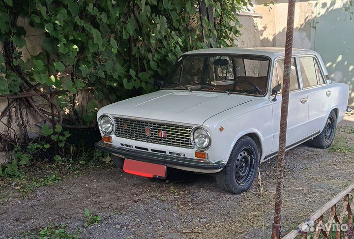 ВАЗ 2101 1.3 МТ, 1981, 3 000 км