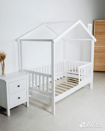 Детская кровать Домик