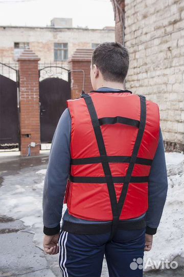Спасательный жилет надежный новый