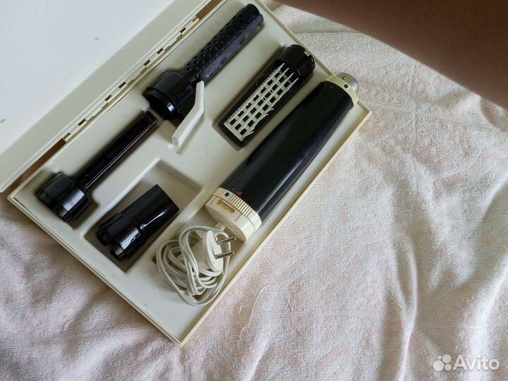 Фен ручной с насадками (мультистайлер)