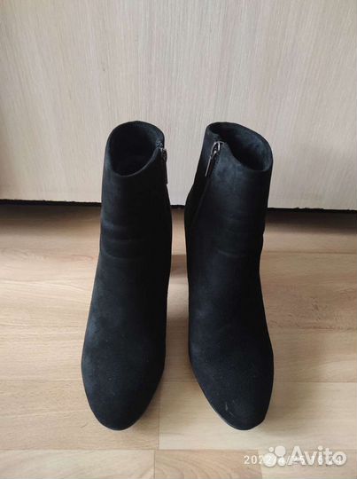 Обувь женская ботильоны