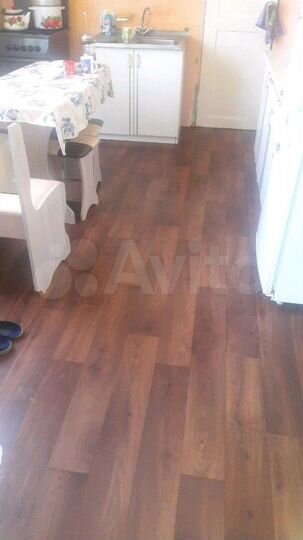 Дом 64 м² на участке 9 сот.