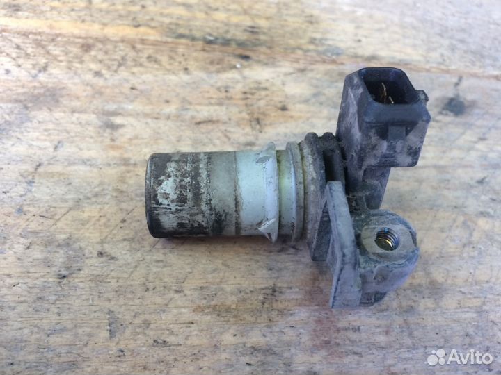 Датчик положения коленвала Ford Focus 2 дизель