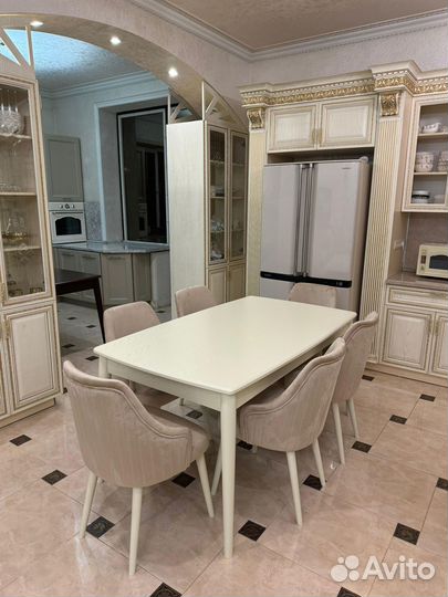 Качественный стол.Оплата при получении