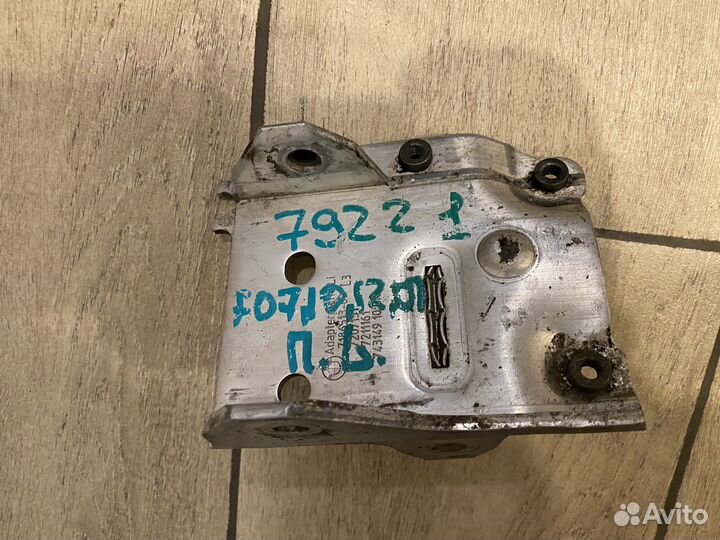 Крепление радиаторов BMW f01/02