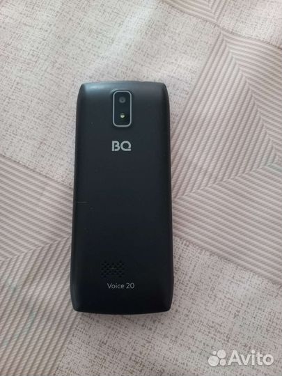 Кнопочный телефон на Android