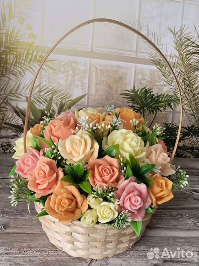 Корзина с мыльными розами