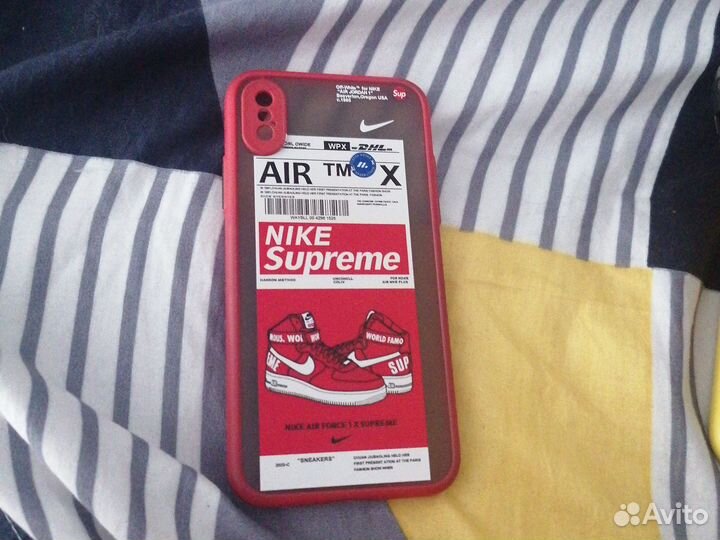 Чехлы на телефон iPhone 10