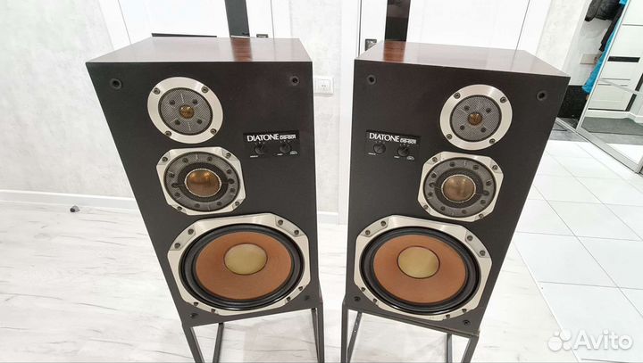 Diatone DS-501 закрытый ящик 26 кг + Видео