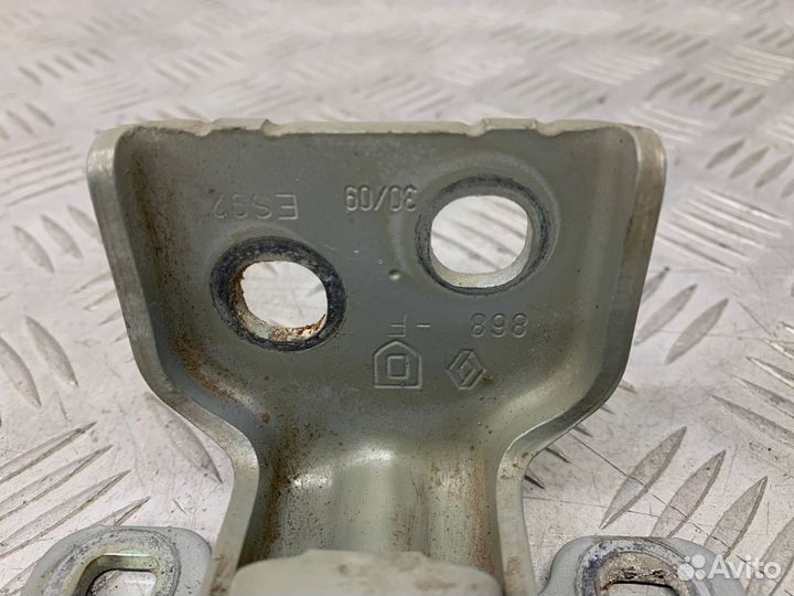 Б/У петля двери передний левый Renault Logan 1