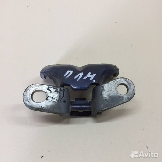 Петля двери передней левой нижняя Kia Ceed JD 2012
