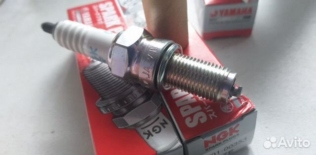 Редчайшая Оригинальная свеча Yamaha NGK CR7E