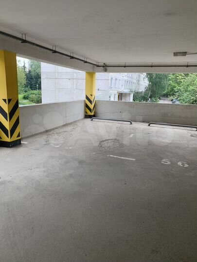 Машиноместо, 16 м²