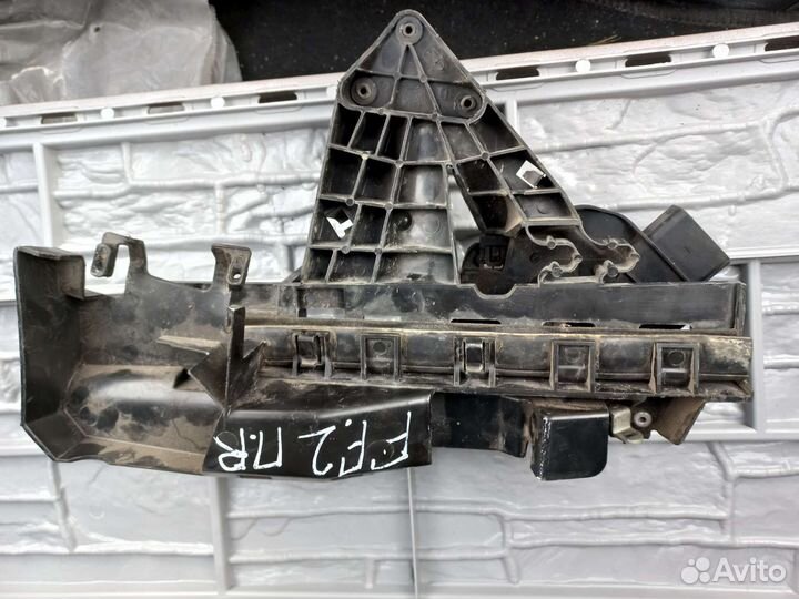 Замок двери Ford Focus 2 седан