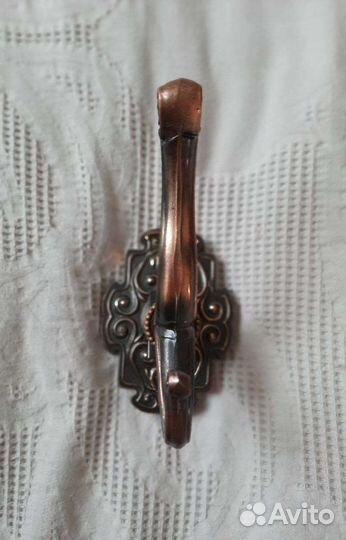 Советские крючки настенные