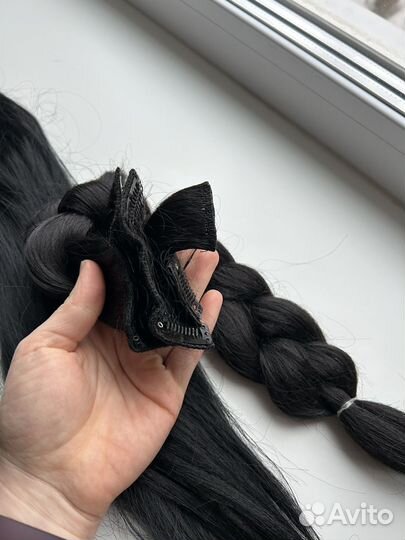 Волосы на заколках трессы