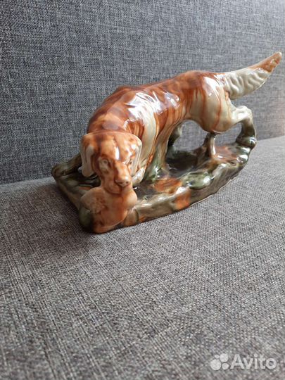 Винтажная фарфоровая статуэтка