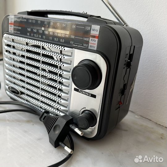 Портативный радиоприемник