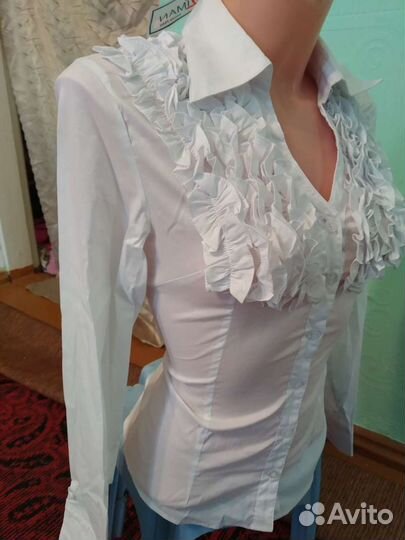 Блузы (рубашки) белые.Новые.Много