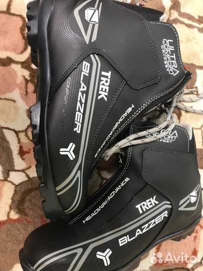 Лыжные ботинки