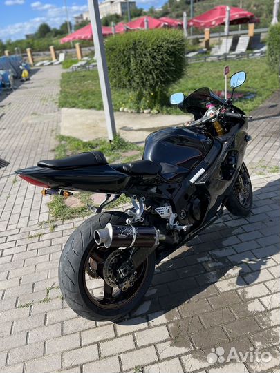 Suzuki gsx r1000