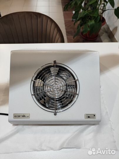 Пылесос для маникюра