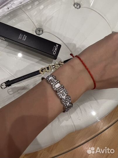 Браслет guess