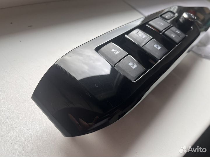 Панель кнопок вод. двери Toyota Camry 70