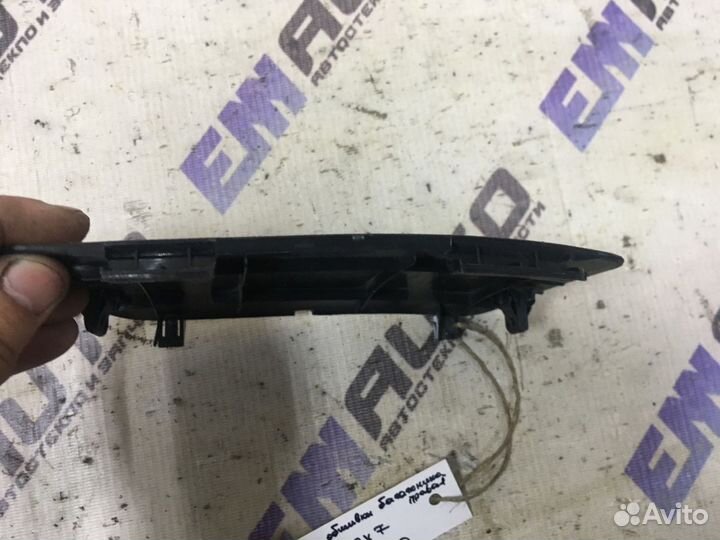 Накладка обшивки багажника правая Мазда сх-7