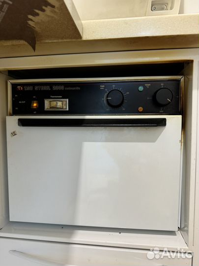 Сухожаровой шкаф(Италия)