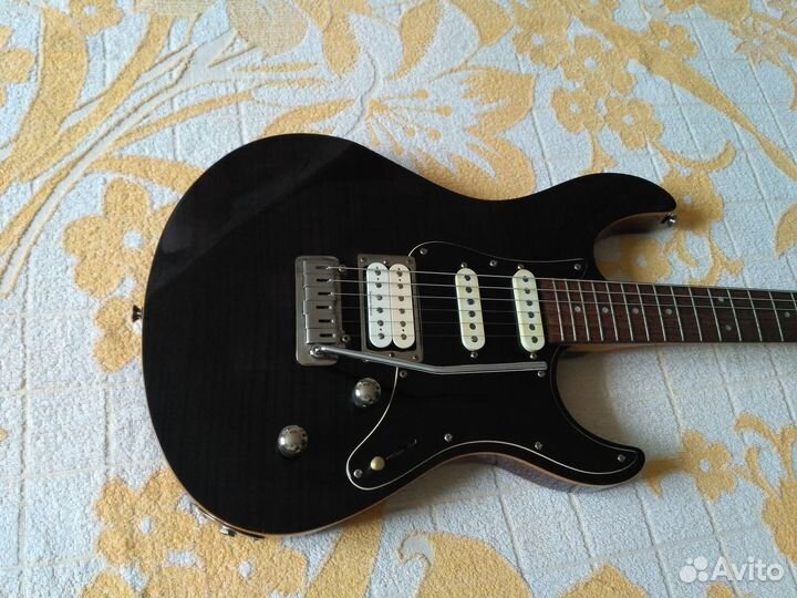 Электрогитара Yamaha Pacifica 612 V