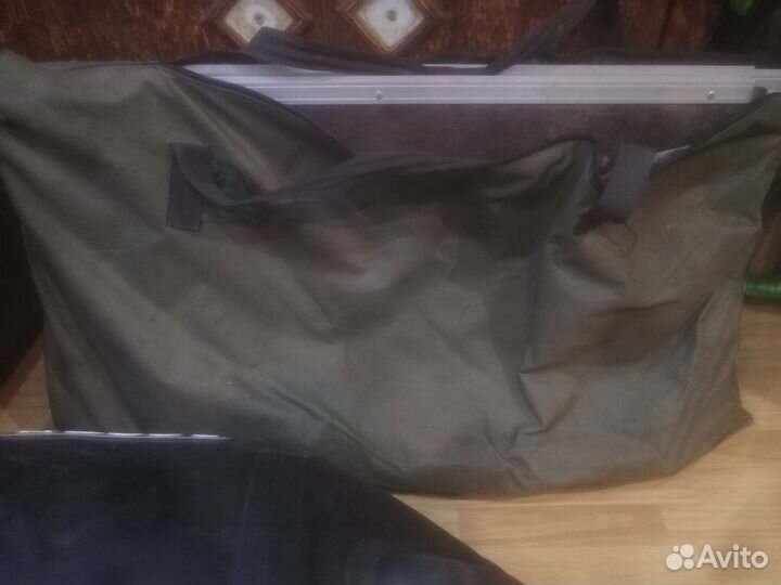 Продам лодку