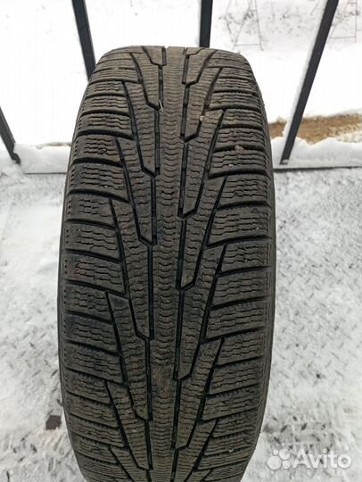 Nordman RS2 215/60 R17