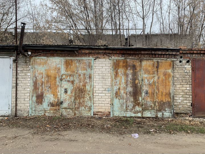 Гараж, > 30 м²