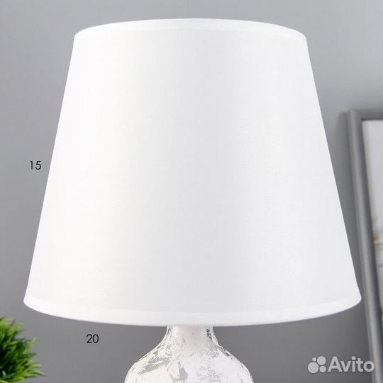 Настольная лампа 'Пани' Е14 40Вт серебро 20х20х32с