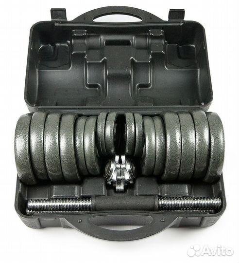 Набор металлических гантелей в чемодане