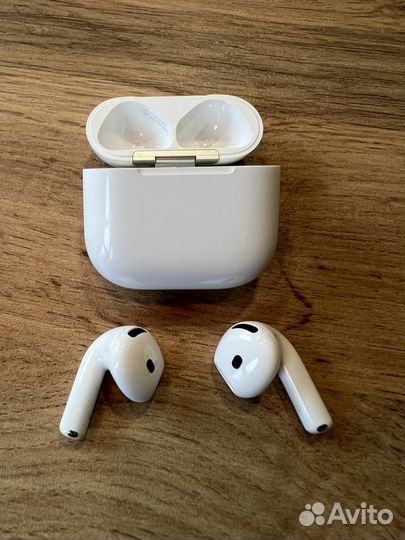 Airpods 4 оригинал