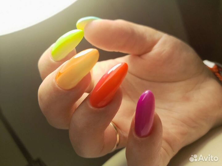 Маникюр / Наращивание ногтей