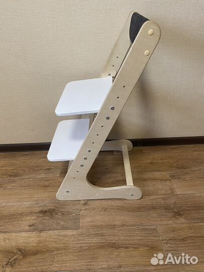 Детский растущий стул