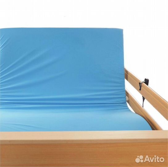 Медицинская кровать для ухода за больными