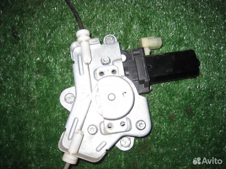 Стеклоподъемник передний правый KIA Picanto (BA)