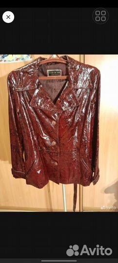 Лакированный куртка весна-осень