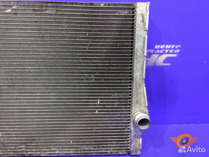 Радиатор охлаждения двигателя Bmw X5 E70 SUV