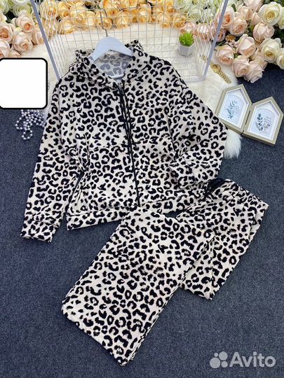 Костюм двойка 46-56р, 2 цвета