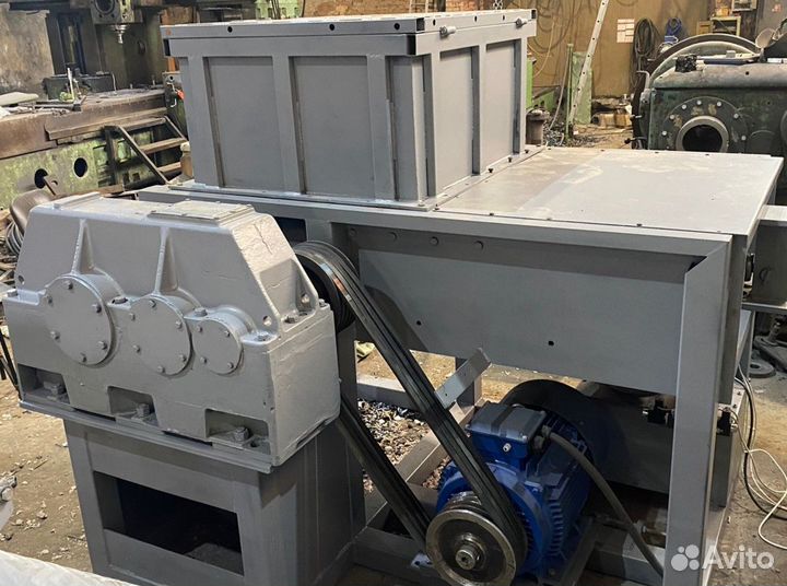 Шредер однороторный SL-700