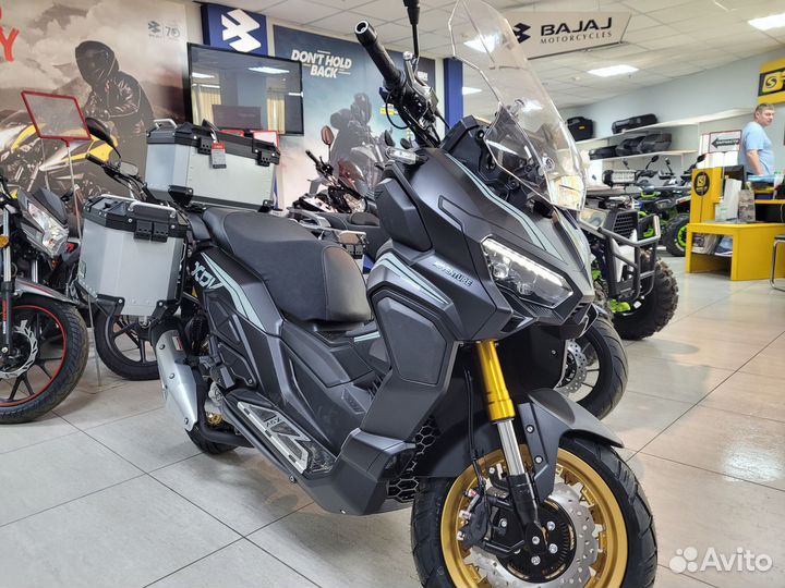 Regulmoto-XDV-adventure-300