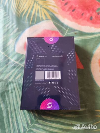 Крипто кошелек Safepal X1