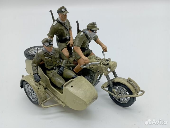 Немецкие мотоциклисты в масштабе 1:35